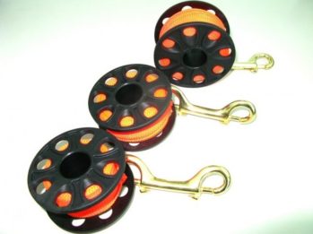 DDR-10,11,12OR Dive Reel w/High-Viz Orange String & Brass Hook